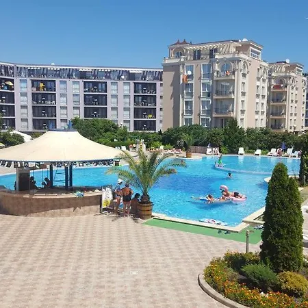 Elegant Summer Daire *
